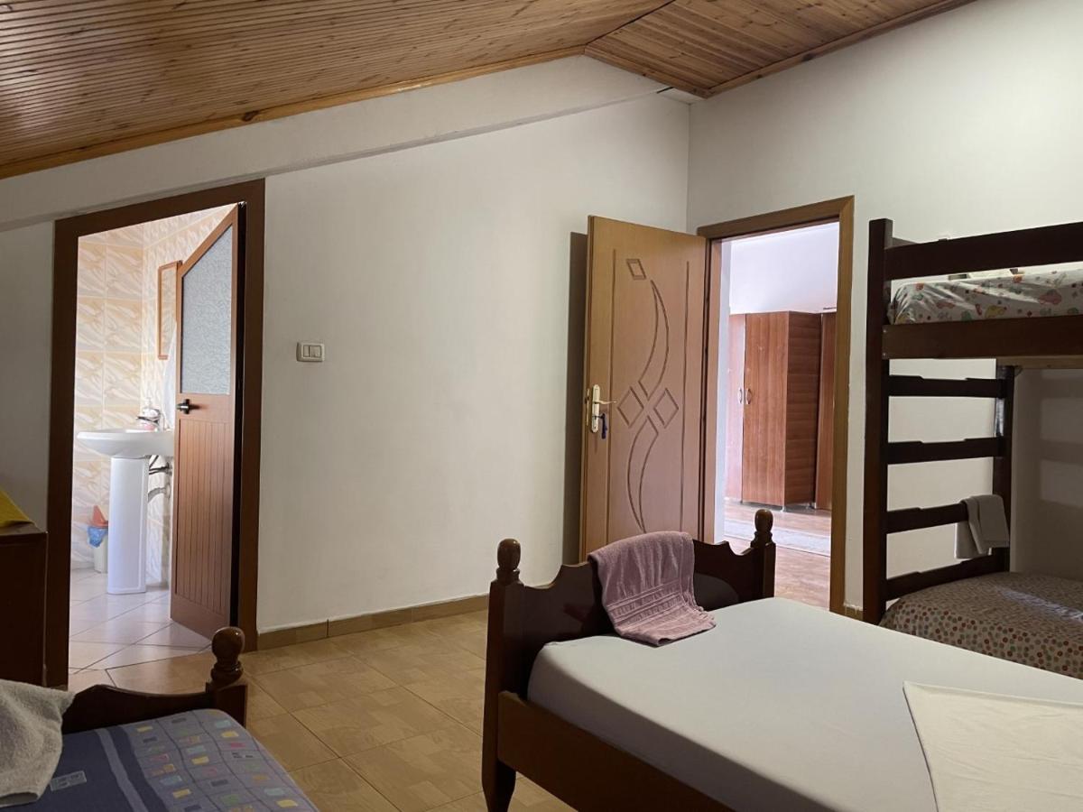 Happy Corner Guest House Shkoder Exterior photo