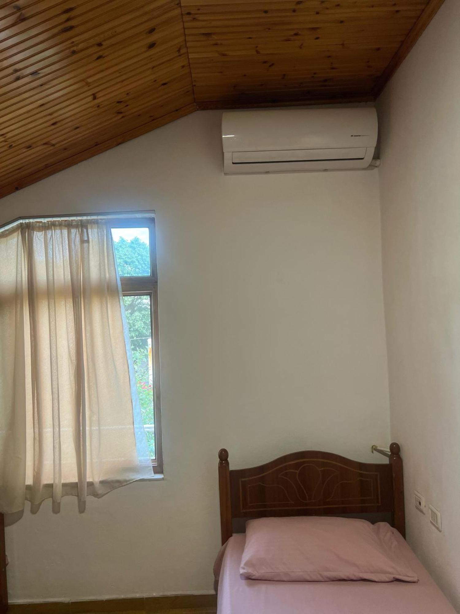 Happy Corner Guest House Shkoder Exterior photo