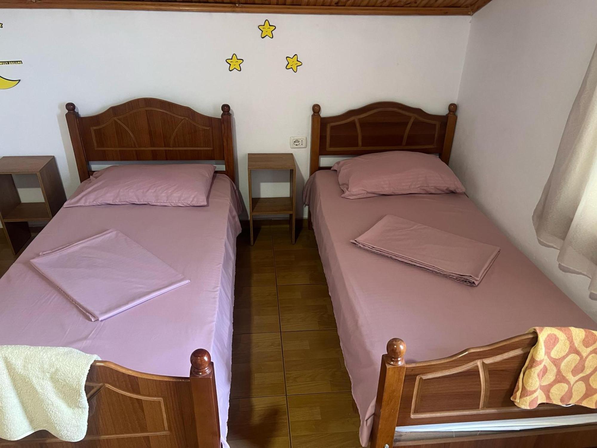 Happy Corner Guest House Shkoder Exterior photo