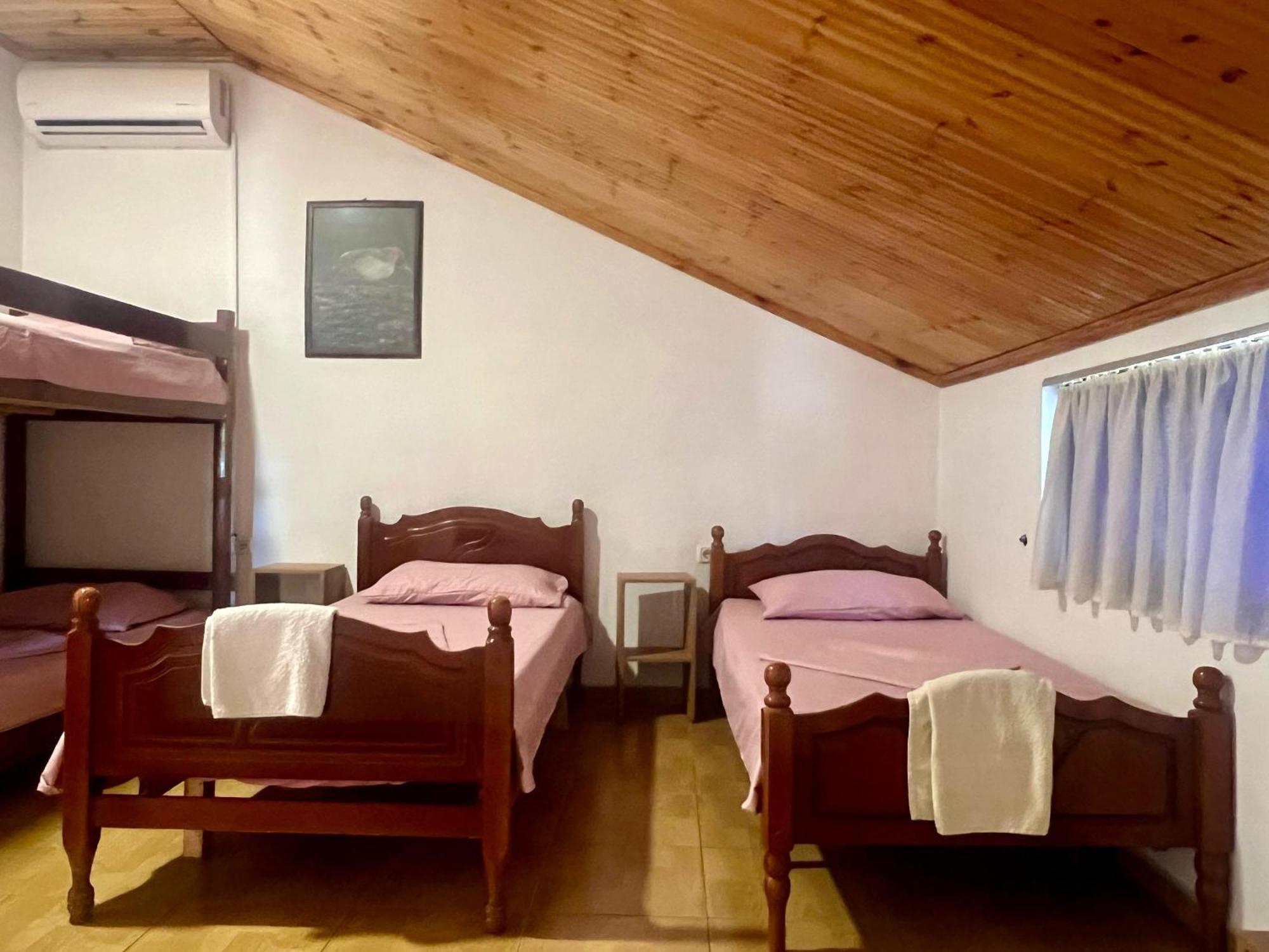 Happy Corner Guest House Shkoder Exterior photo